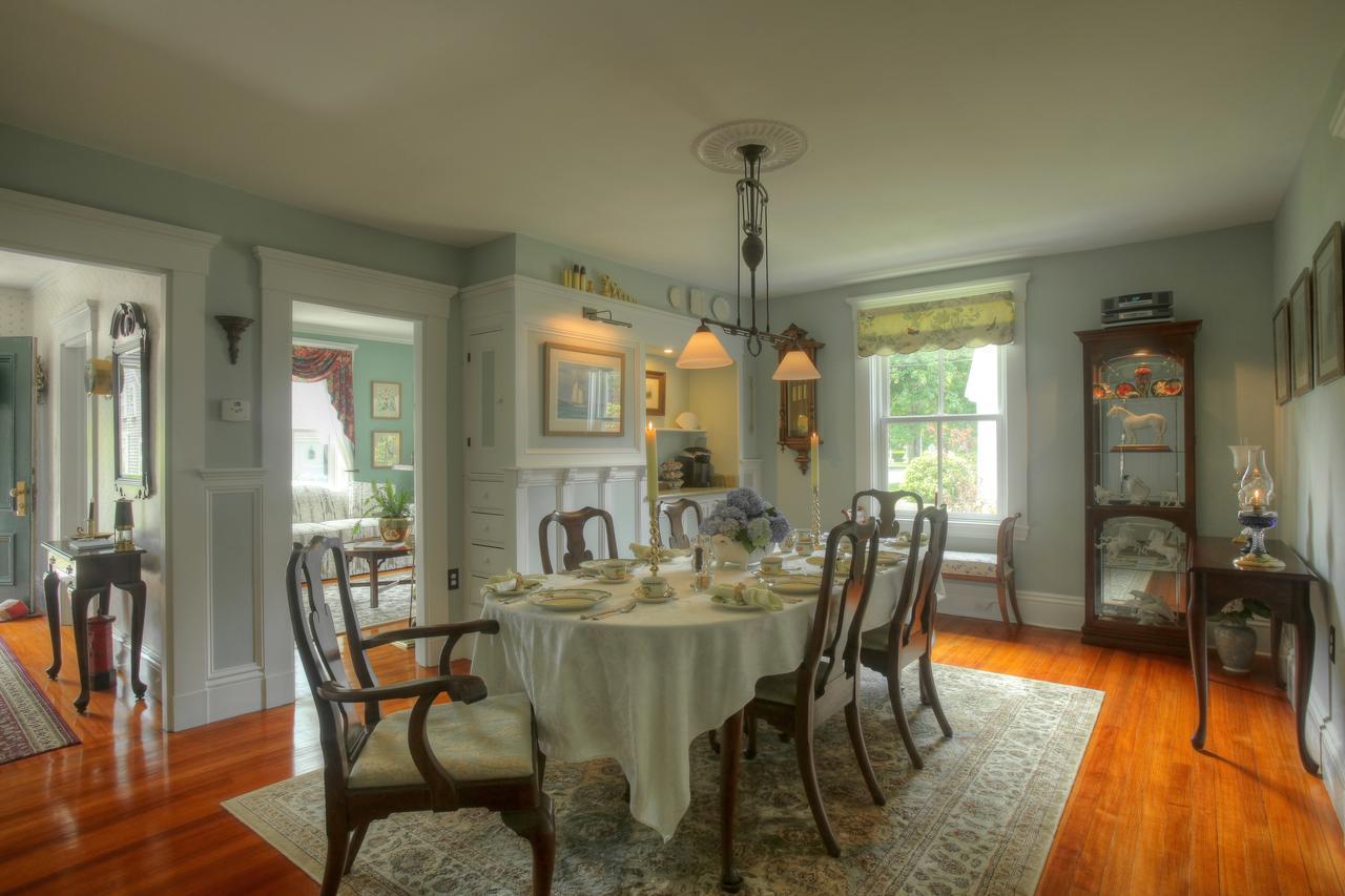 The Kings Inne Yarmouth Port Екстериор снимка