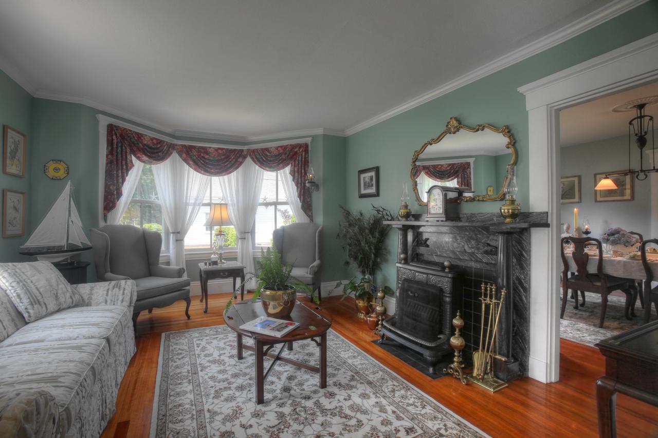 The Kings Inne Yarmouth Port Екстериор снимка
